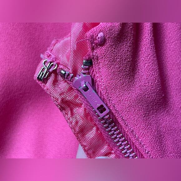 60s Vintage Hot Pink Crepe Dress Swing Dress w High Neckline - Picture 7 of 9